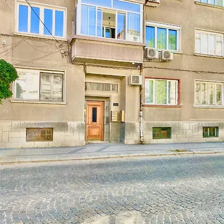 Apartment Central *