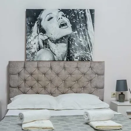 Apartment Central *